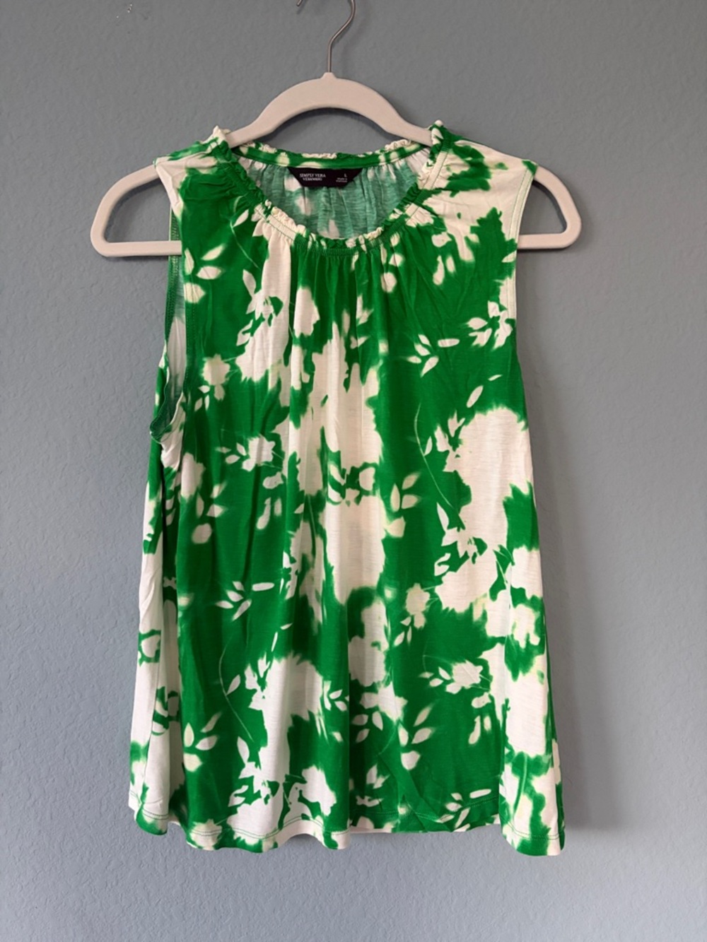 Simply Vera Sleeveless Green & White Printed Tank Top